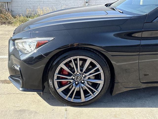 Photo of 2022 Midnight Black INFINITI Q50
