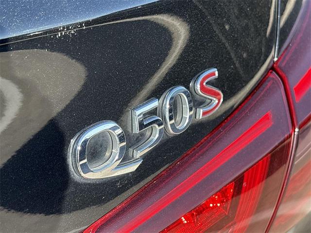 Photo of 2022 Midnight Black INFINITI Q50