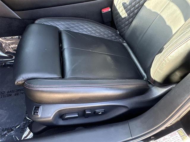 Photo of 2022 Midnight Black INFINITI Q50