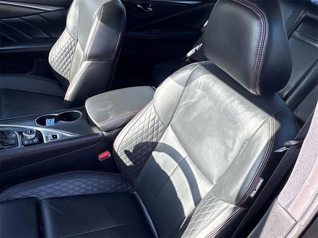 Photo of 2022 Midnight Black INFINITI Q50