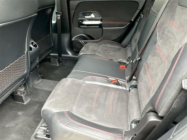Photo of 2020 Night Black Mercedes-Benz GLB 250