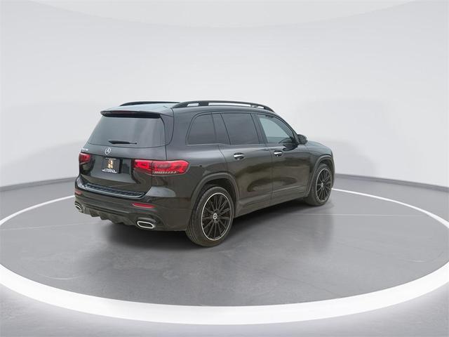 Photo of 2020 Night Black Mercedes-Benz GLB 250