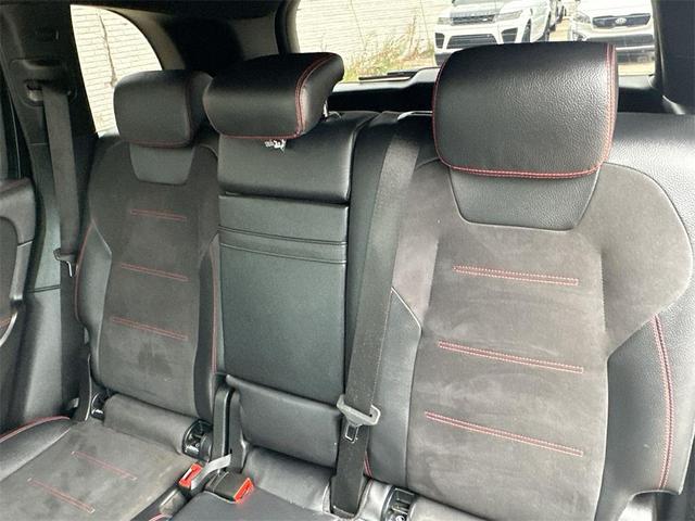 Photo of 2020 Night Black Mercedes-Benz GLB 250
