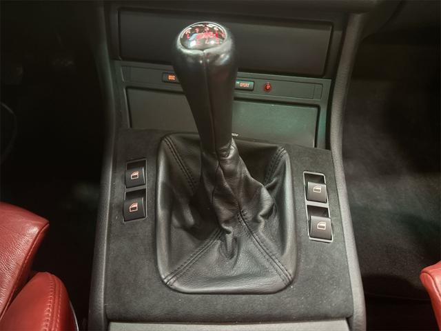 Photo of 2002 Titanium Silver Metallic BMW M3
