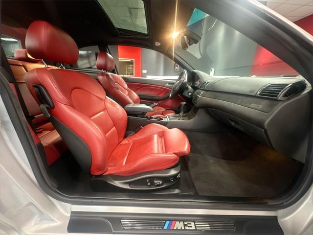 Photo of 2002 Titanium Silver Metallic BMW M3