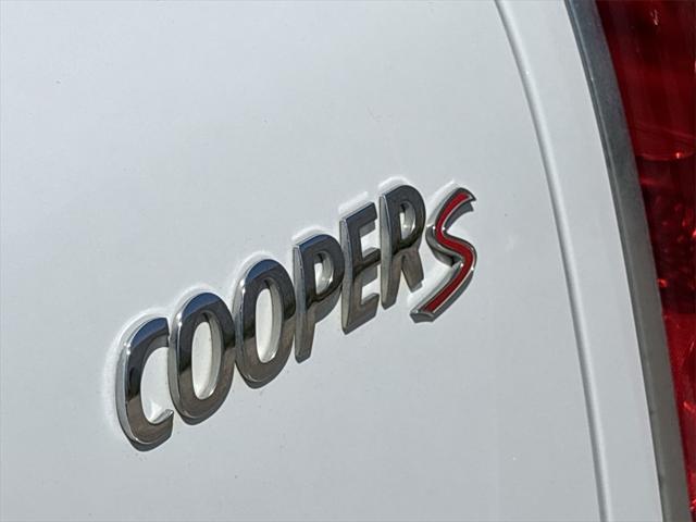 Photo of 2015 Light White MINI Countryman