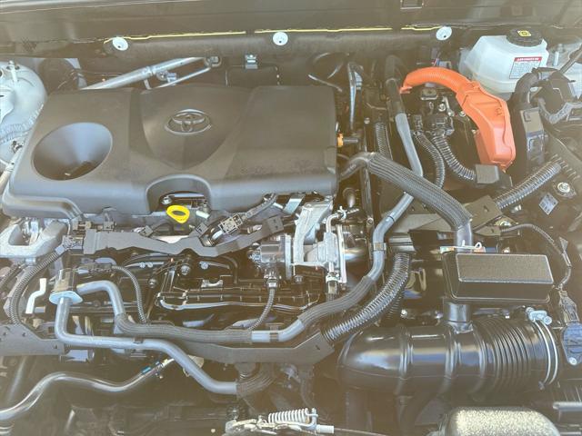 Photo of 2022 Blizzard Pearl Toyota Venza