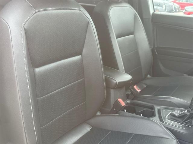 Photo of 2021 Pure White Volkswagen Tiguan