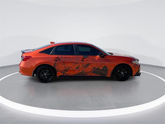 Photo of 2022 Orange Pearl Honda Civic Si