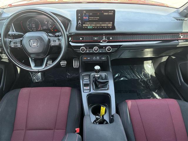 Photo of 2022 Orange Pearl Honda Civic Si