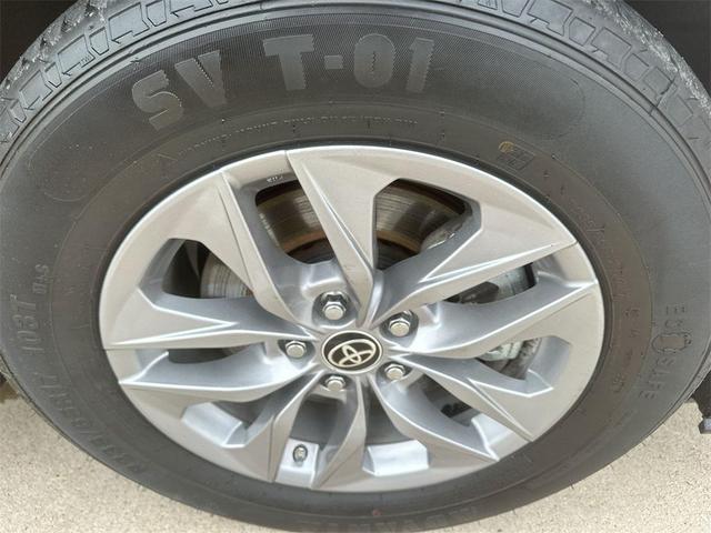 Photo of 2022 Midnight Black Metallic Toyota Sienna