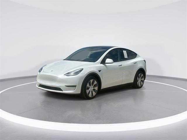 Photo of 2022 Pearl White Multi-Coat Tesla Model Y