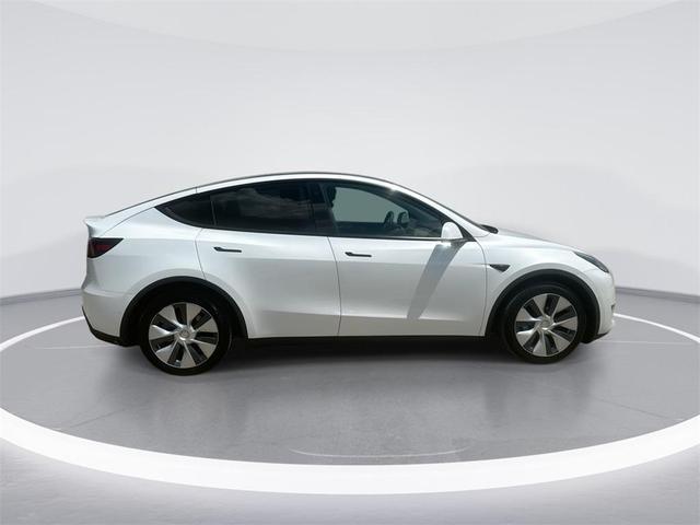 Photo of 2022 Pearl White Multi-Coat Tesla Model Y