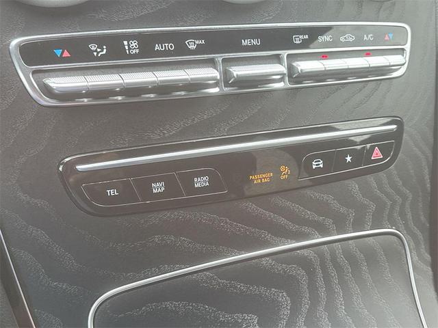 Photo of 2021 Polar White Mercedes-Benz AMG GLC 43