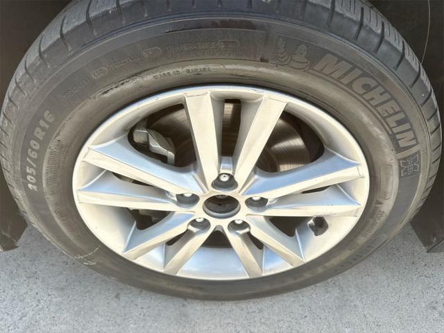 Photo of 2022 Ebony Black Kia K5