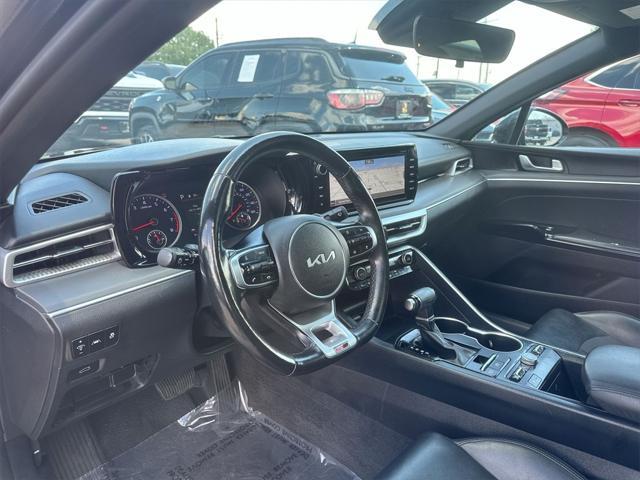 Photo of 2022 Ebony Black Kia K5