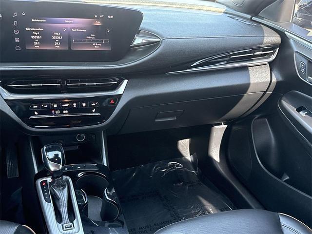 Photo of 2024 Ebony Twilight Metallic Buick Envista