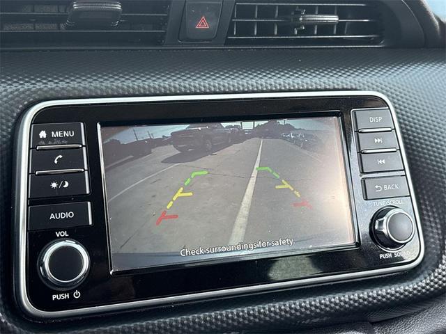 Photo of 2021 Gun Metallic Nissan Kicks