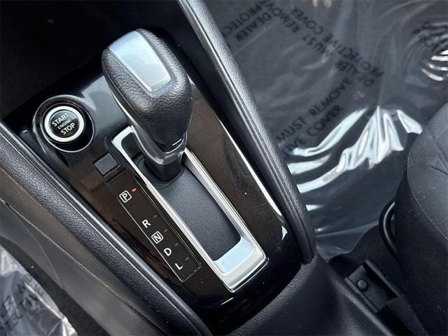 Photo of 2021 Gun Metallic Nissan Kicks