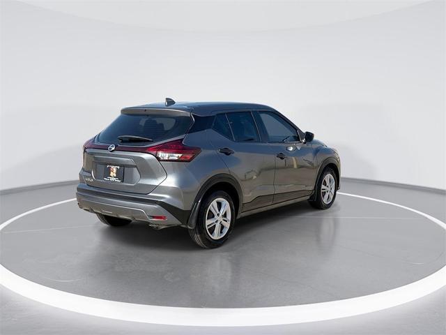 Photo of 2021 Gun Metallic Nissan Kicks