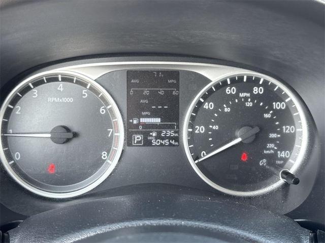 Photo of 2021 Gun Metallic Nissan Kicks