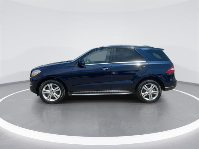 Photo of 2015 Black Mercedes-Benz M-Class
