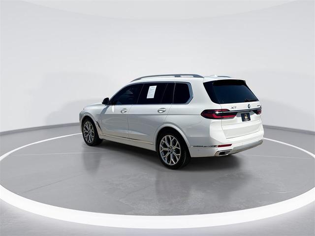 Photo of 2023 Alpine White BMW X7