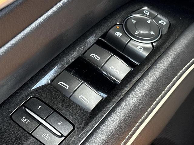 Photo of 2023 Crystal White Tricoat Cadillac Escalade ESV