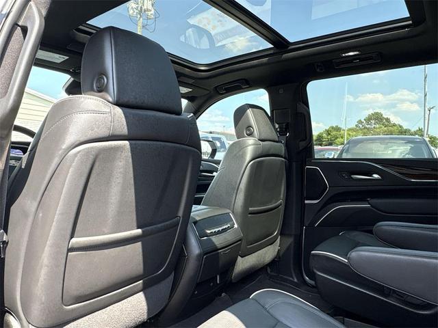 Photo of 2023 Crystal White Tricoat Cadillac Escalade ESV