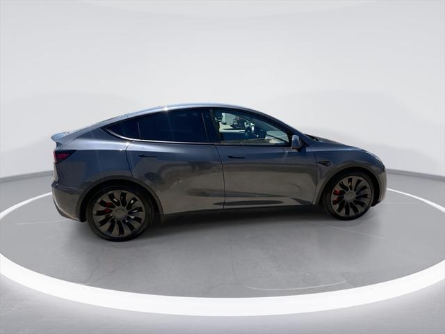 Photo of 2022 Deep Blue Metallic Tesla Model Y