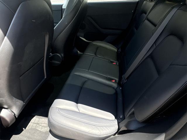 Photo of 2022 Deep Blue Metallic Tesla Model Y
