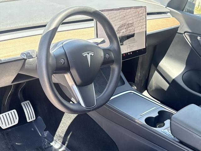 Photo of 2022 Deep Blue Metallic Tesla Model Y