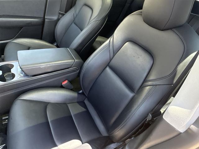 Photo of 2022 Deep Blue Metallic Tesla Model Y