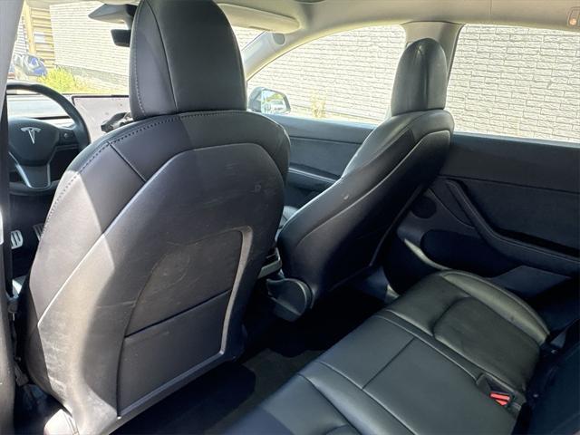 Photo of 2022 Deep Blue Metallic Tesla Model Y