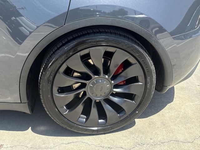 Photo of 2022 Deep Blue Metallic Tesla Model Y