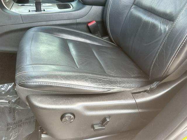 Photo of 2015 Granite Crystal Metallic Clearcoat Jeep Grand Cherokee