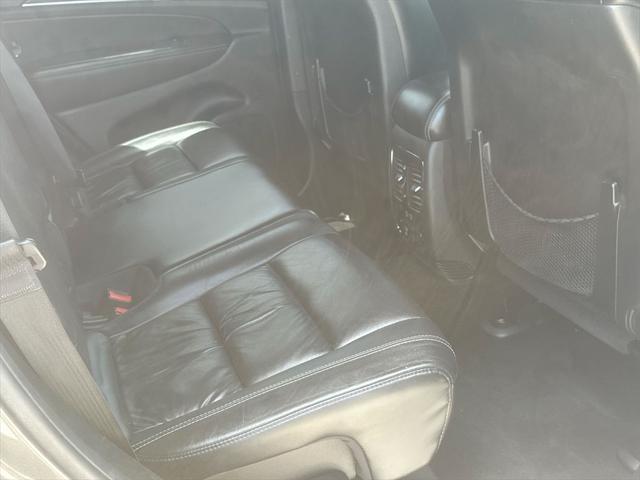 Photo of 2015 Granite Crystal Metallic Clearcoat Jeep Grand Cherokee