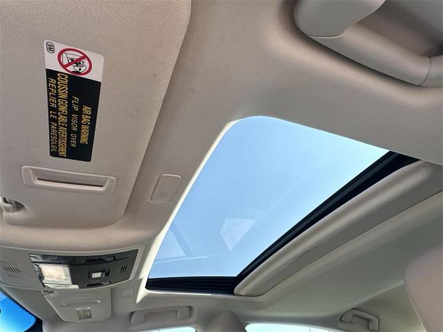 Photo of 2019 White Pearl Lexus ES 350