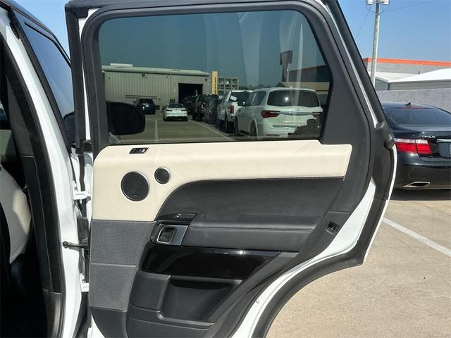 Photo of 2021 Fuji White Land Rover Range Rover Sport