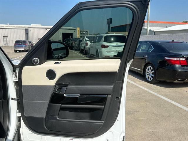 Photo of 2021 Fuji White Land Rover Range Rover Sport