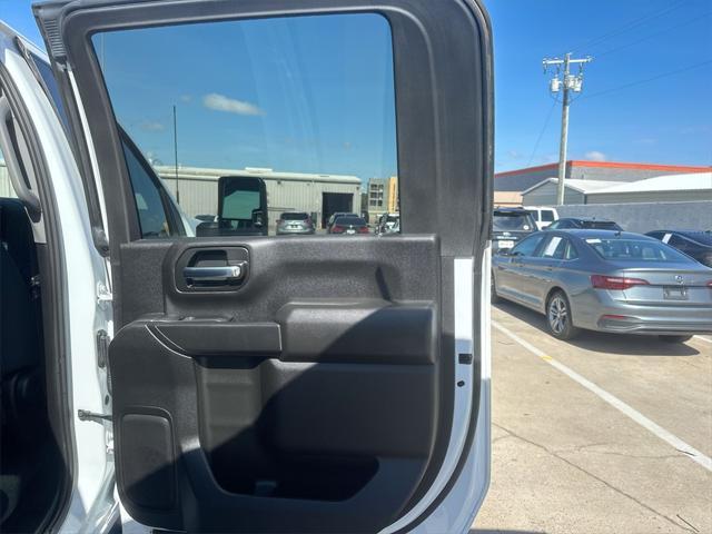 Photo of 2024 Summit White Chevrolet Silverado 2500