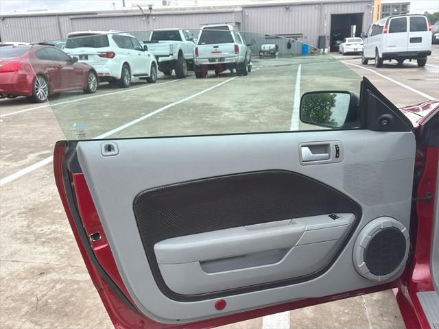 Photo of 2008 Torch Red Clearcoat Ford Mustang