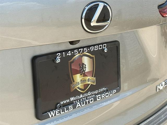 Photo of 2019 Silver Lining Metallic Lexus NX 300