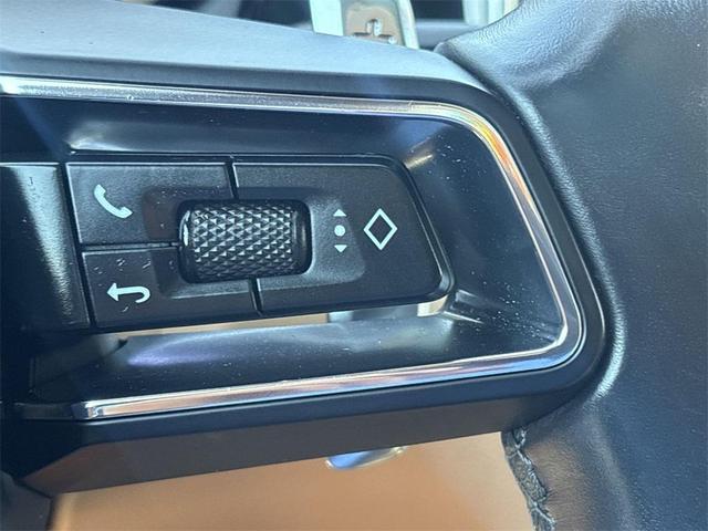Photo of 2022 Night Blue Metallic Porsche Macan