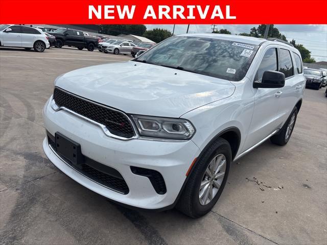 Photo of 2023 White Knuckle Clearcoat Dodge Durango