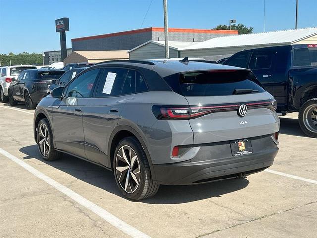 Photo of 2023 Deep Black Pearl Volkswagen ID.4