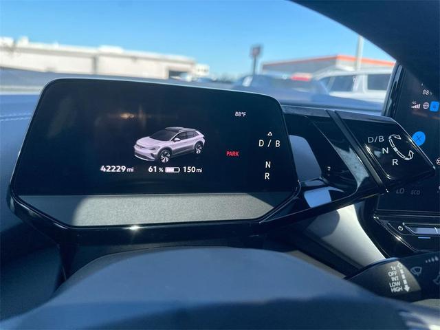 Photo of 2023 Deep Black Pearl Volkswagen ID.4