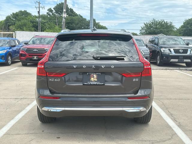 Photo of 2022 Platinum Grey Metallic Volvo XC60