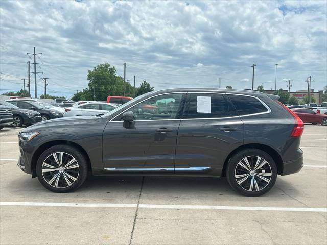 Photo of 2022 Platinum Grey Metallic Volvo XC60
