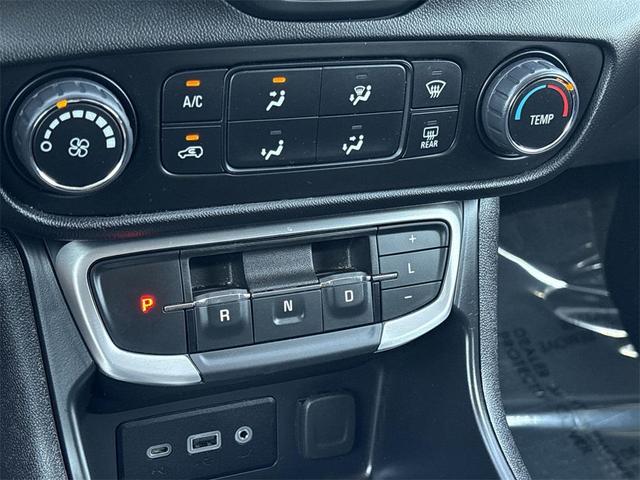 Photo of 2024 Ebony Twilight Metallic GMC Terrain